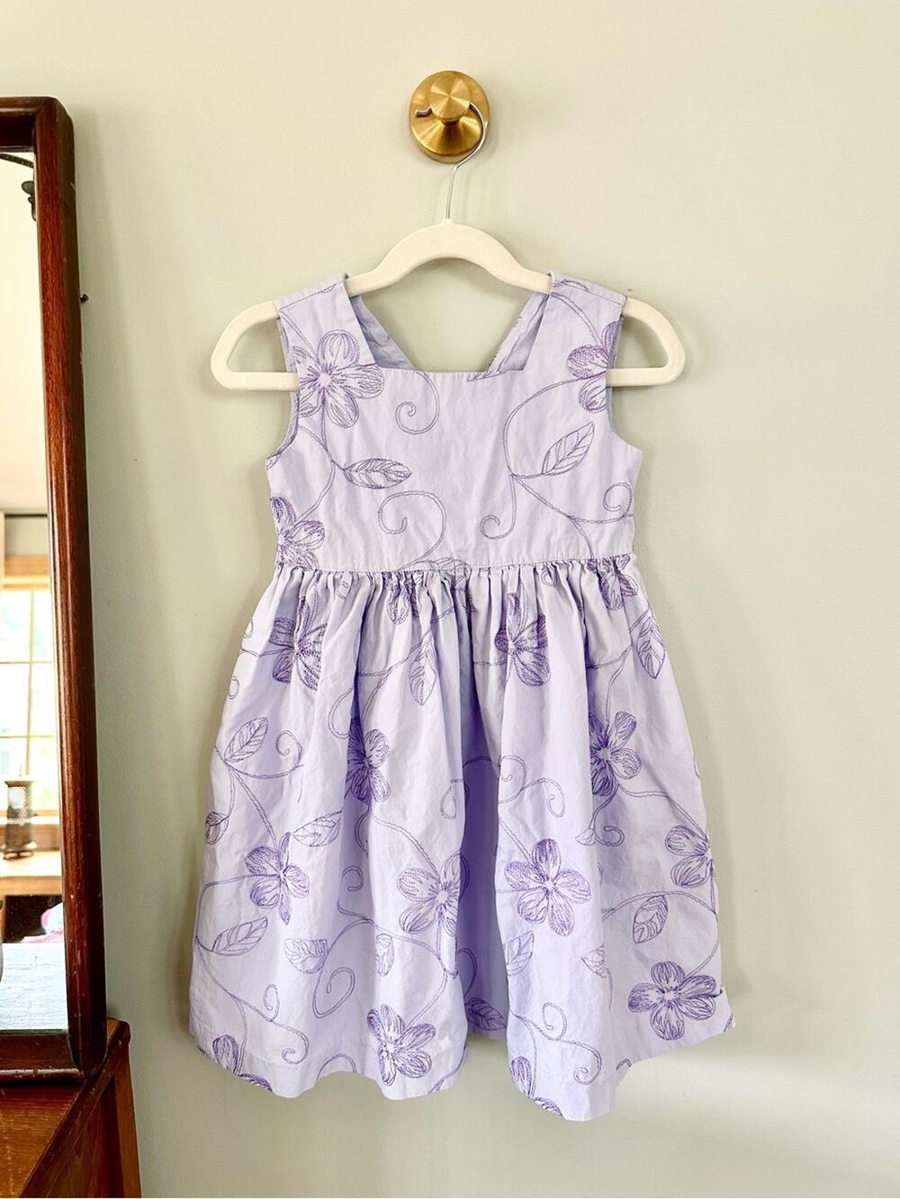 Girls Lavender Floral Embroidered Party Dress Size 5 Charter Club